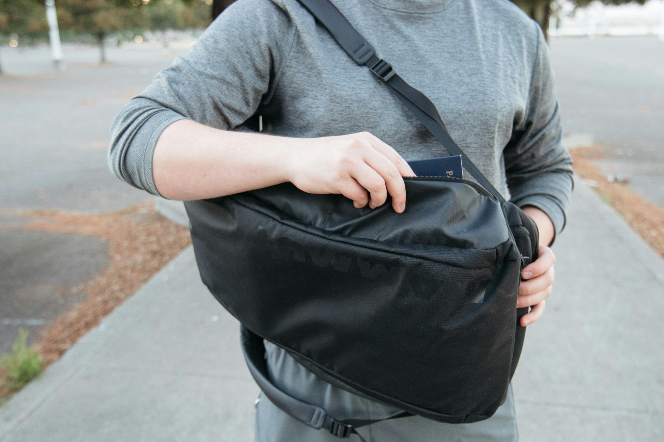 Mammut Seon Cargo Travel Bag Review 6.6/10 Pack Hacker