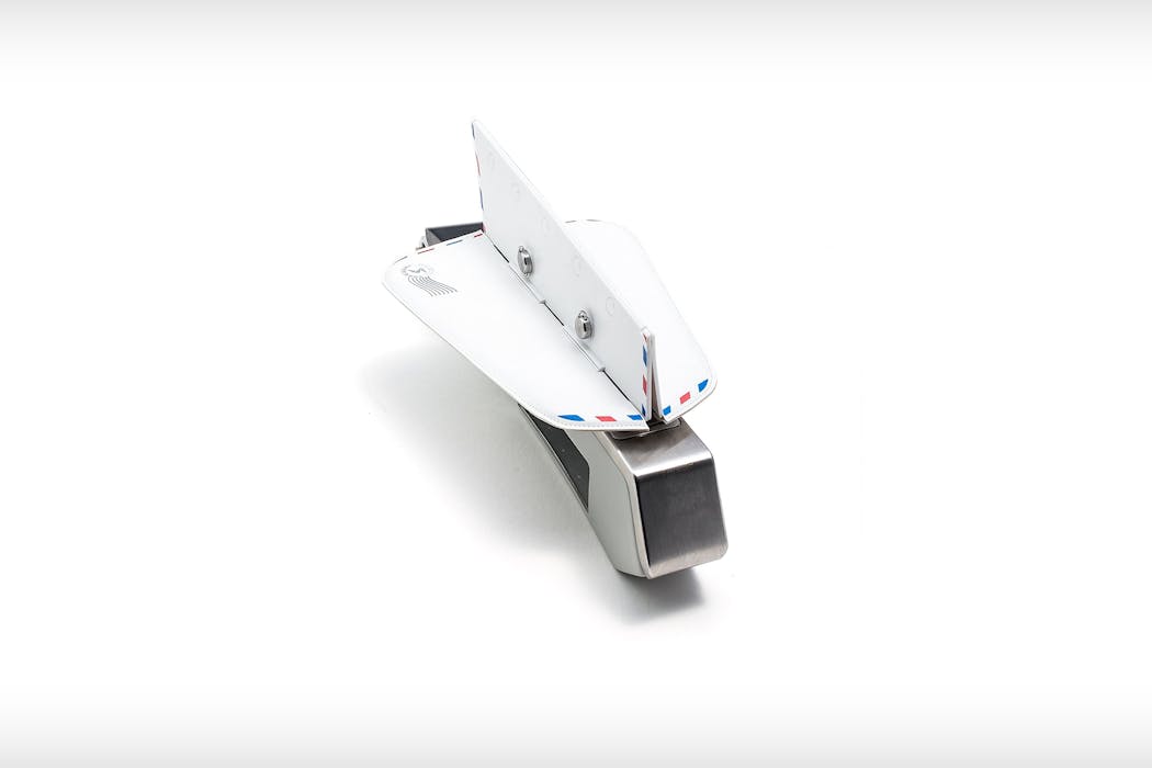 Soarigami Airplane Portable Armrest Extender/Divider