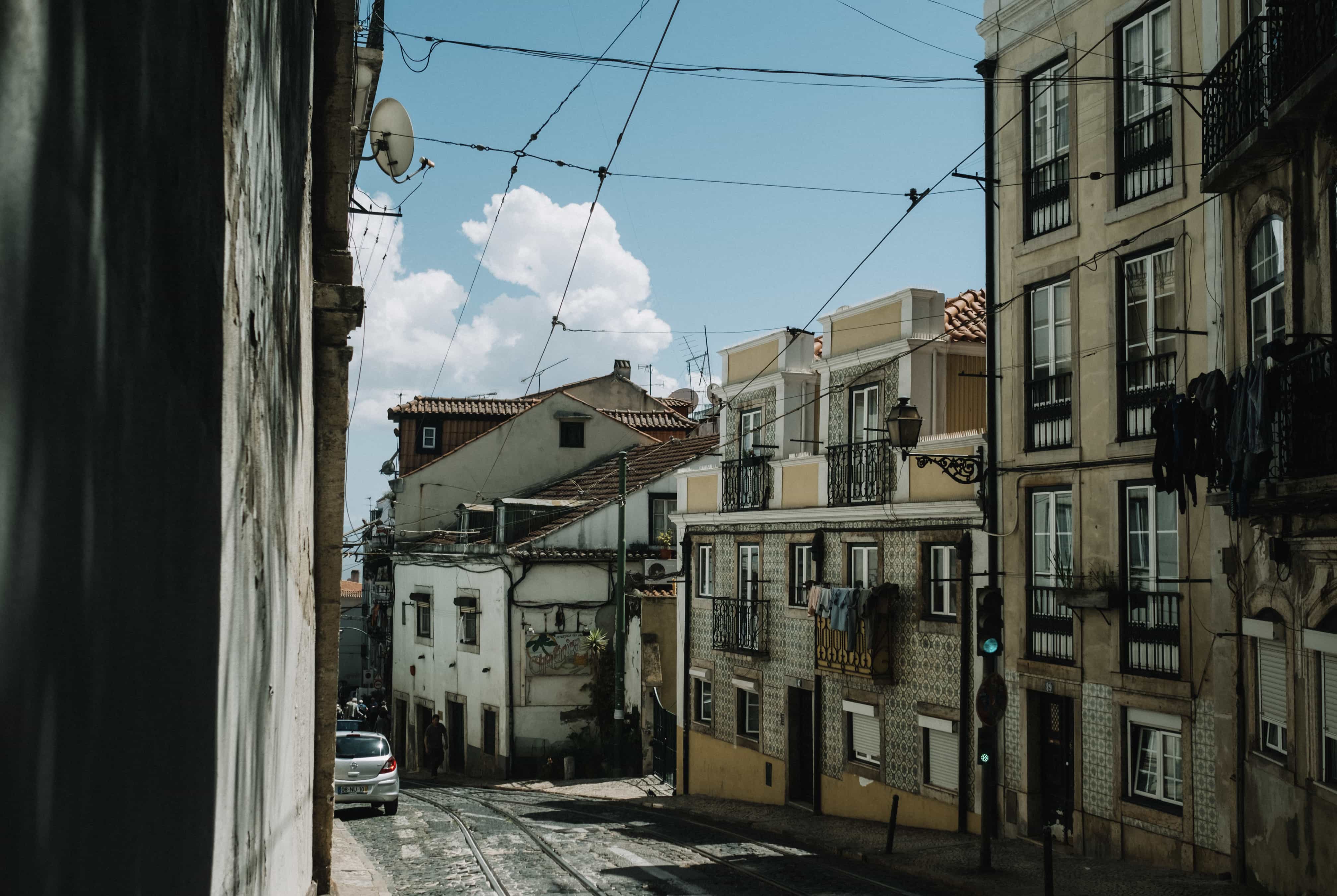 Tara Lilly | Portugal