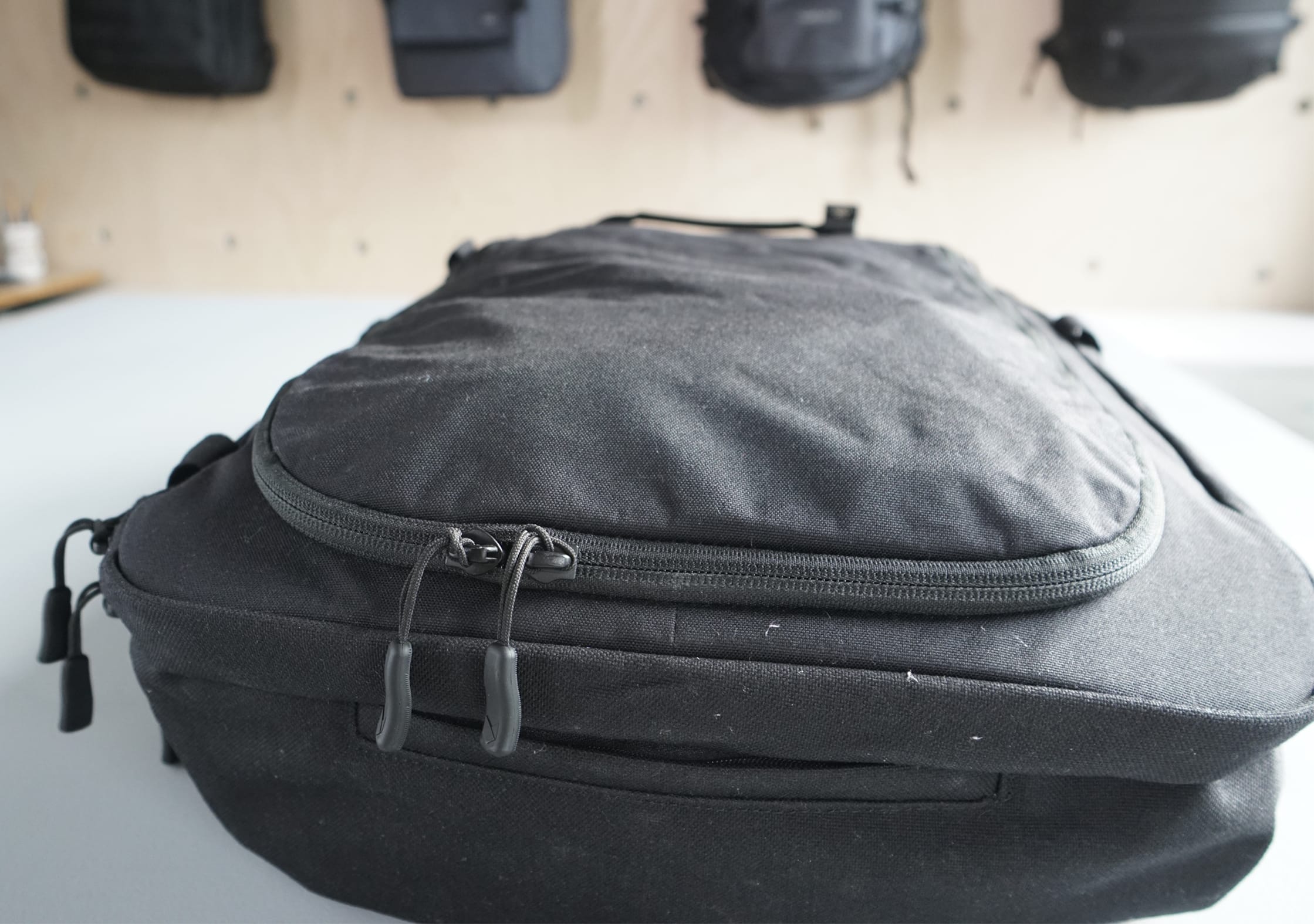 Minaal Carry on 2.0 Bag Review Pack Hacker