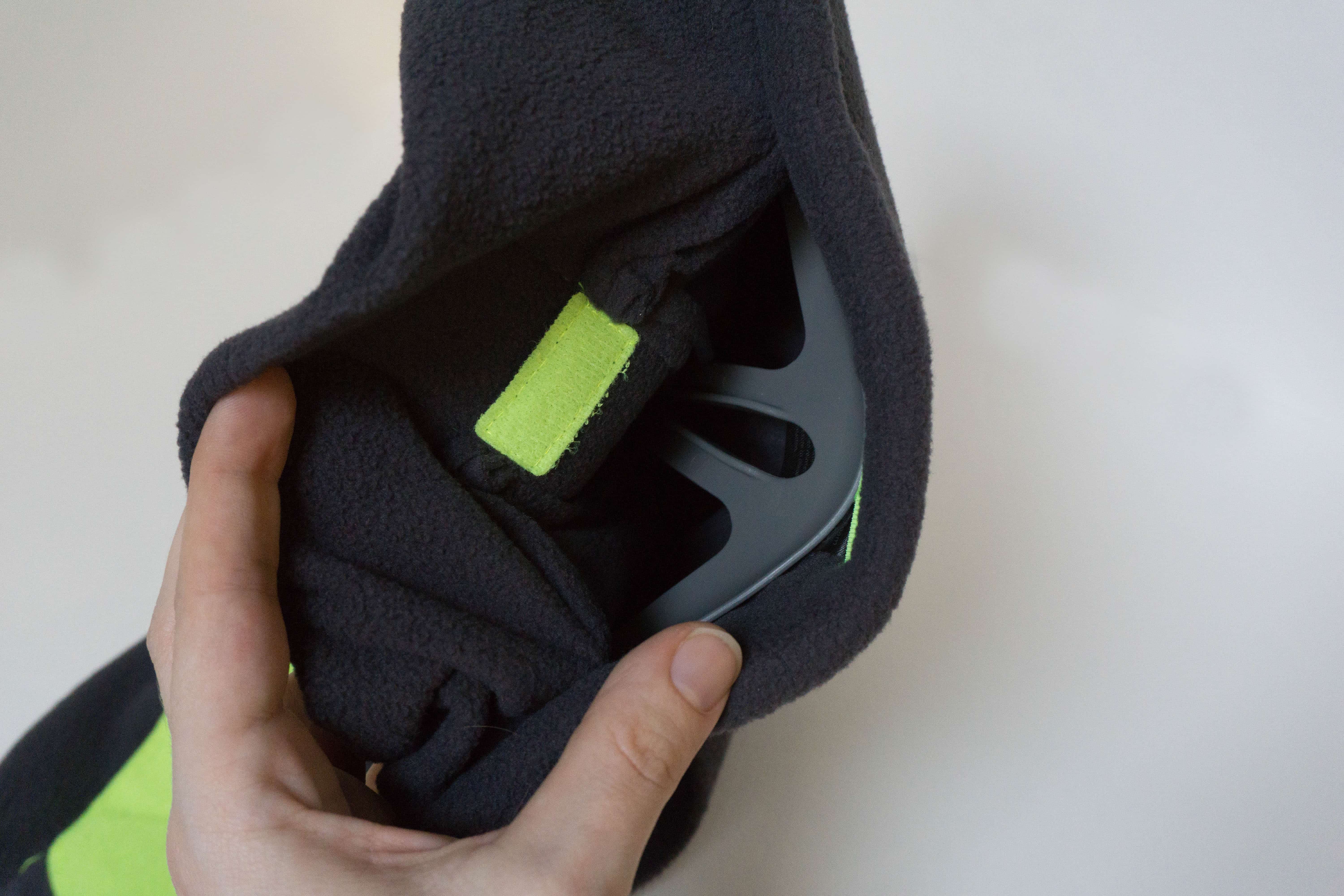 Trtl Neck Pillow Review: Testing the TikTok-Famous Travel Accessory -  Thrillist