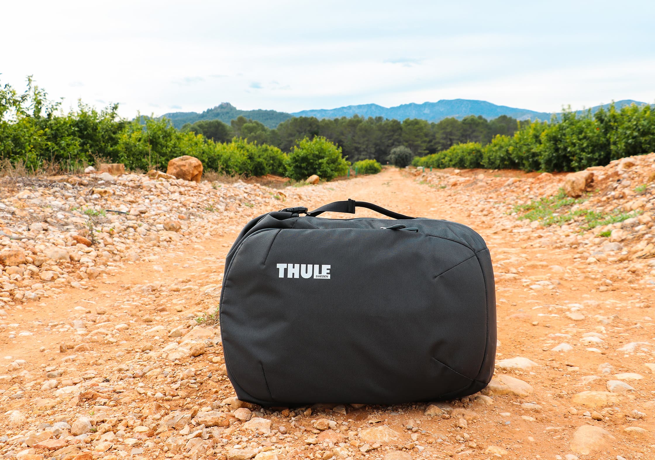 Thule Subterra 34L Side Handle