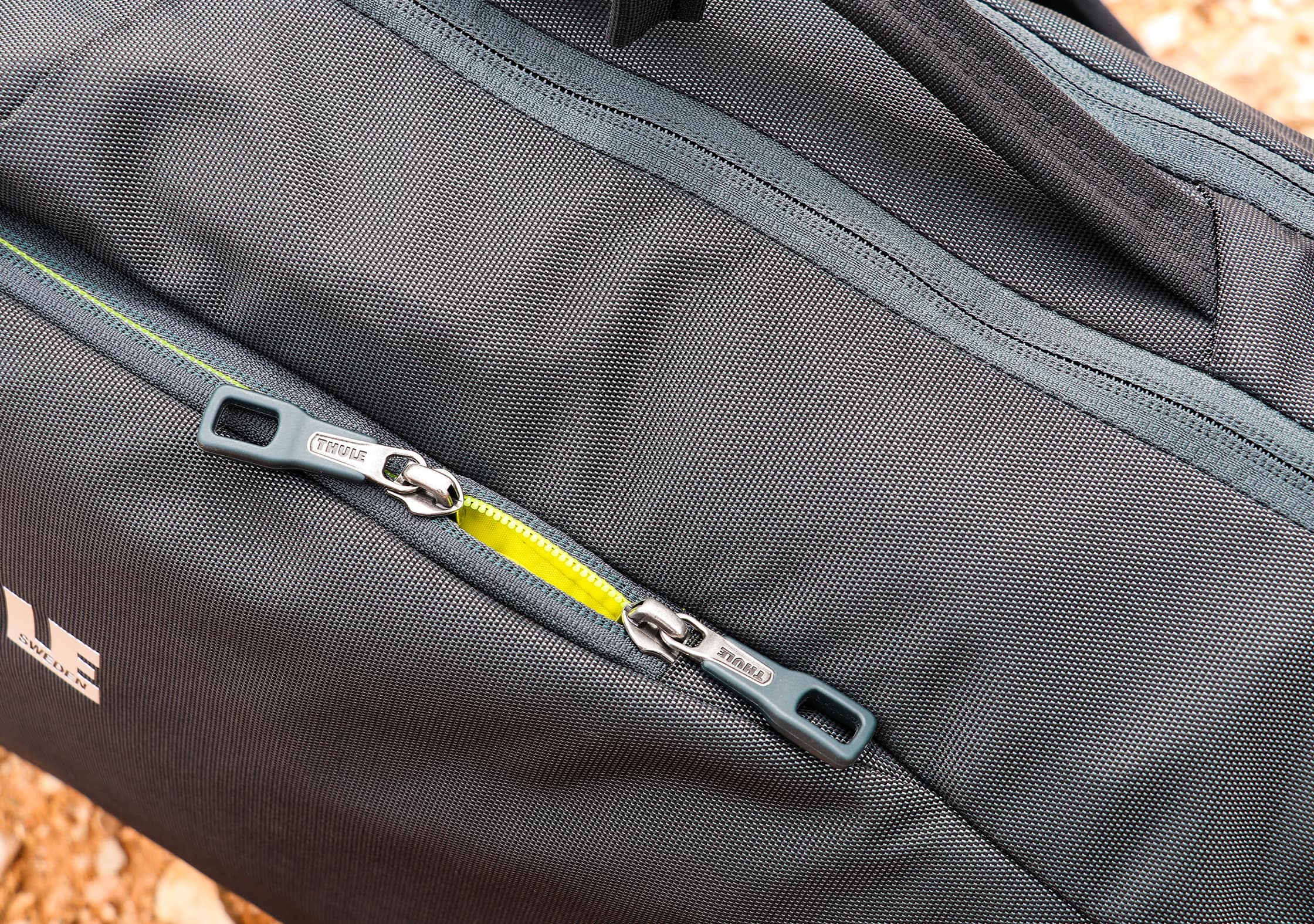 Thule Subterra YKK Zips