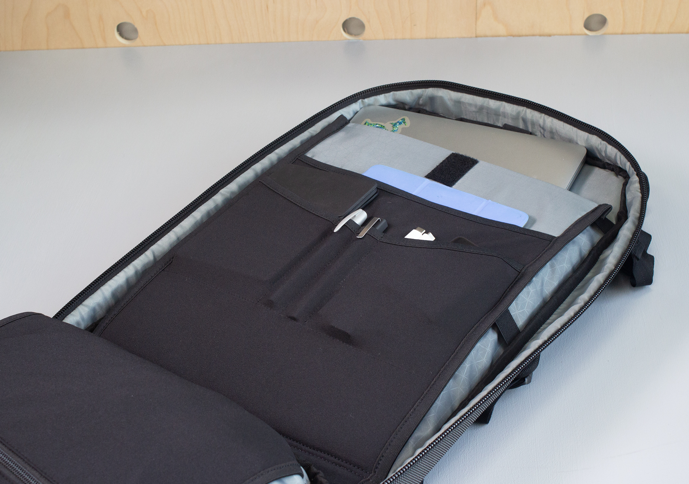 Heimplanet Transit Line Travel Pack Laptop Compartment