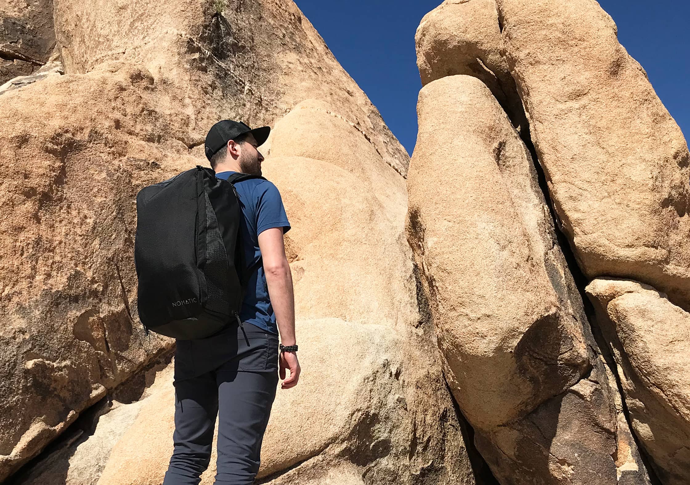 Nomatic Travel Bag In Joshua Tree