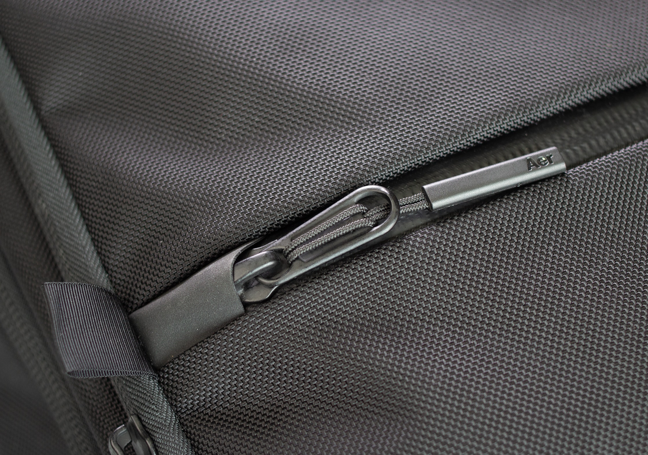 Aer Travel Pack 2 Aquaguard Zipper System