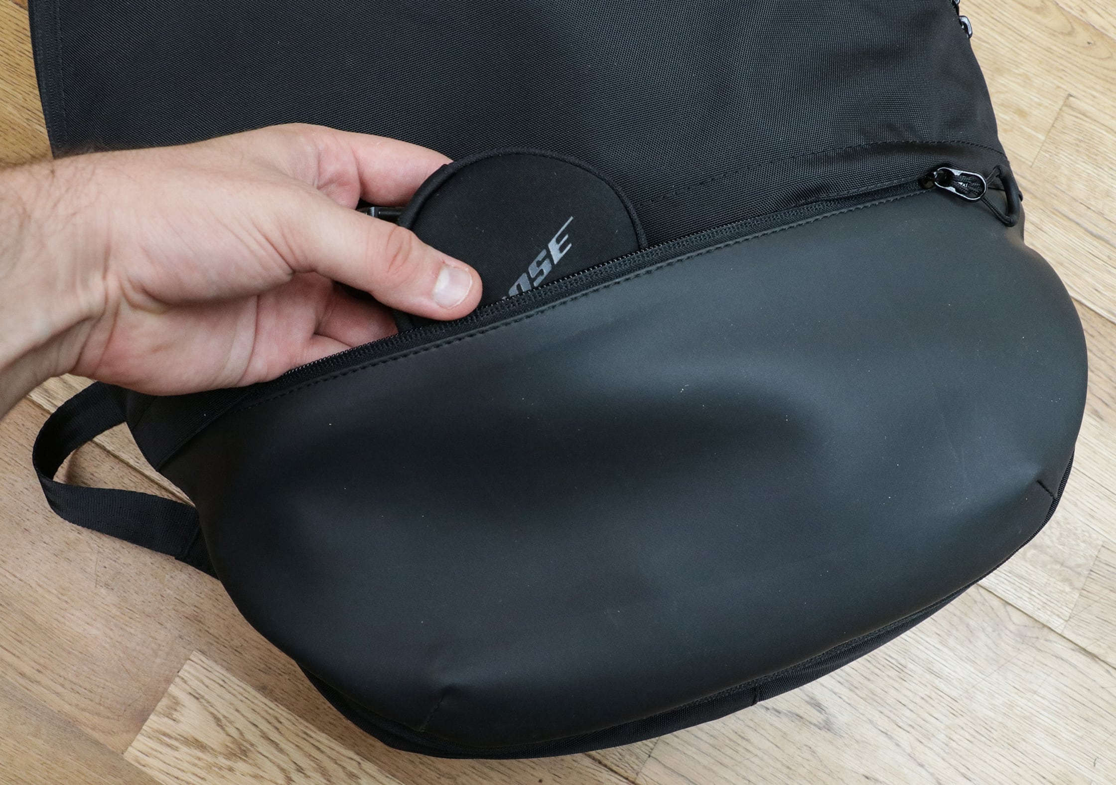 OPPOSETHIS Invisible Carry-On Front Quick-Grab Pocket At The Bottom