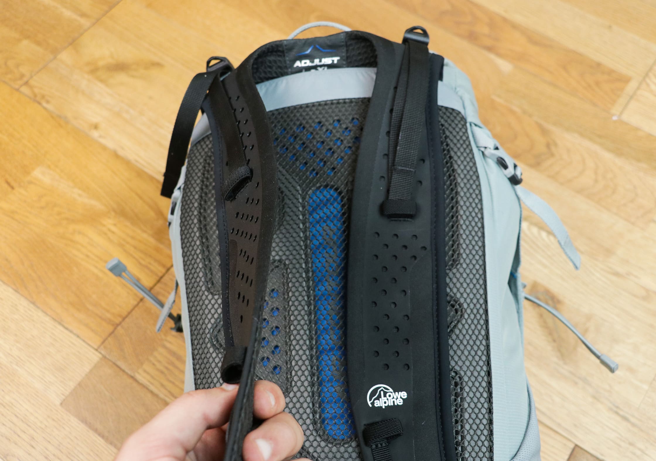 Lowe Alpine Aeon Ultra-Thin Flexion™ Shoulder Strap