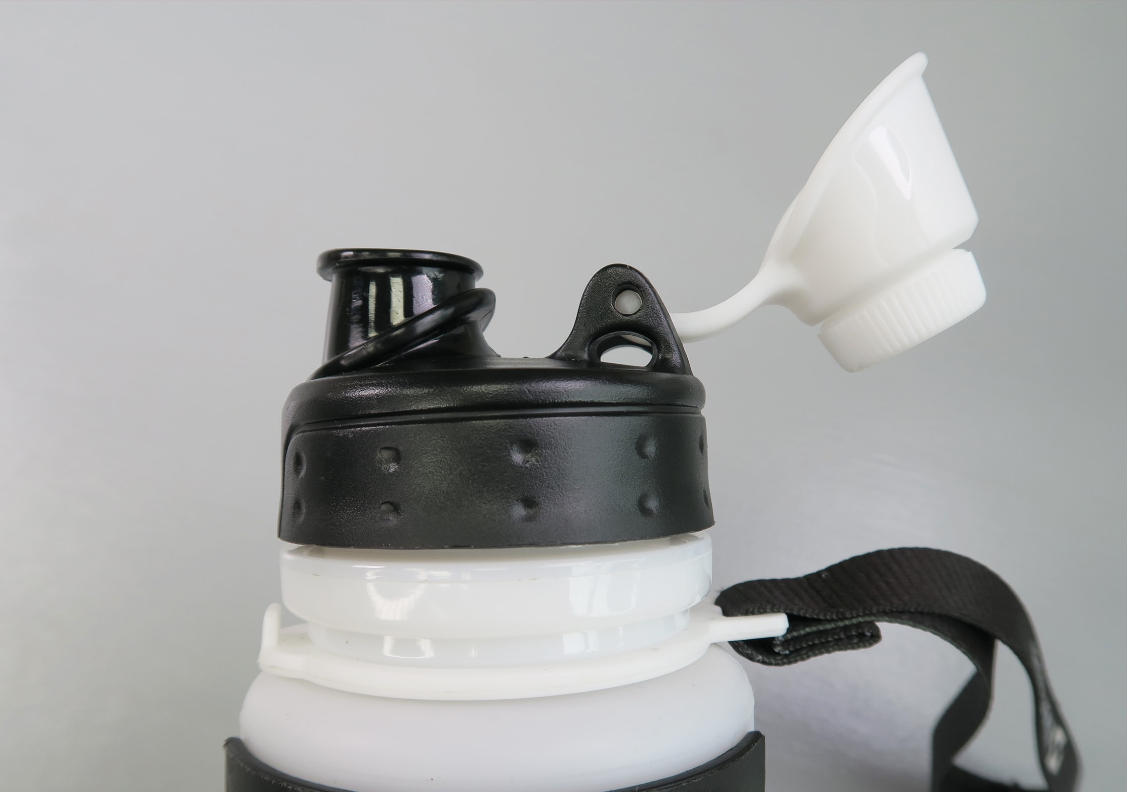 Nomader Collapsible Water Bottle Top