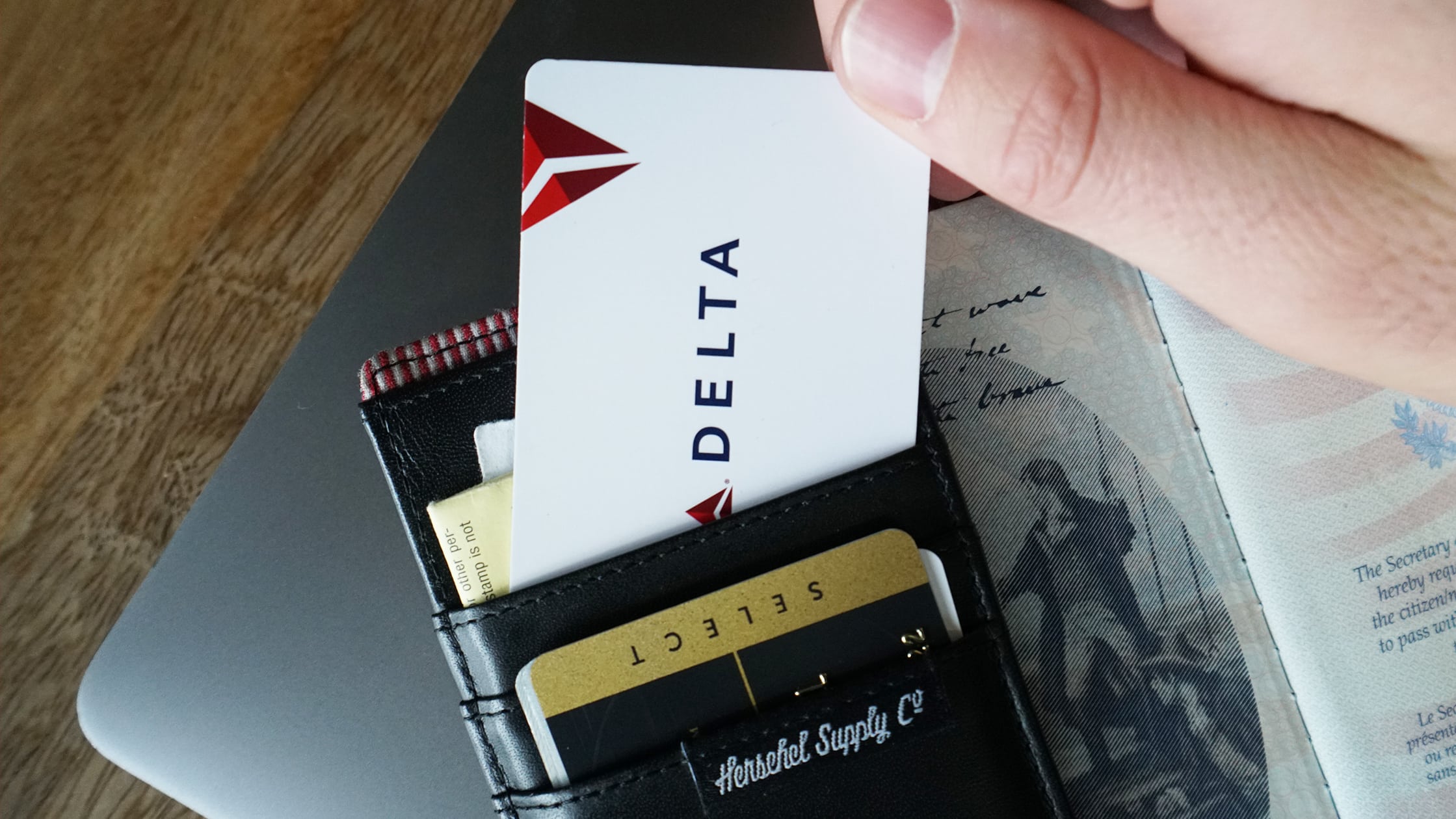 delta travel gift