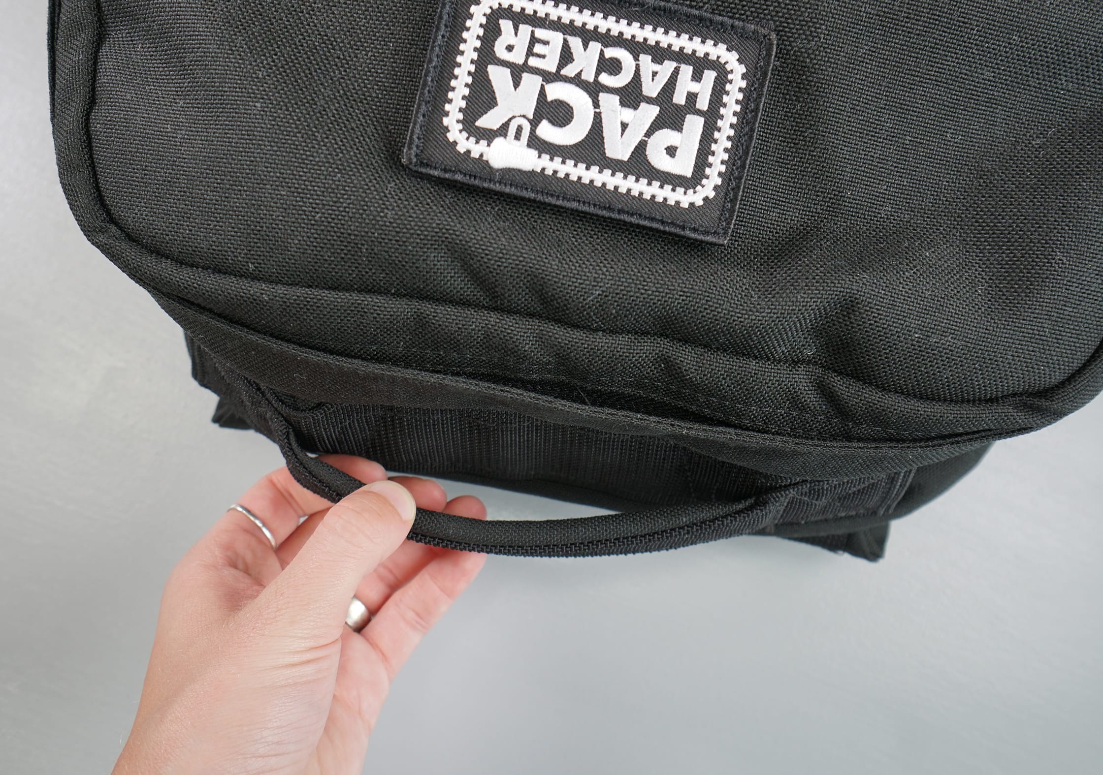 Goruck GR1 26L ポーチ、レザーと反射パッチ付き リュック/バック