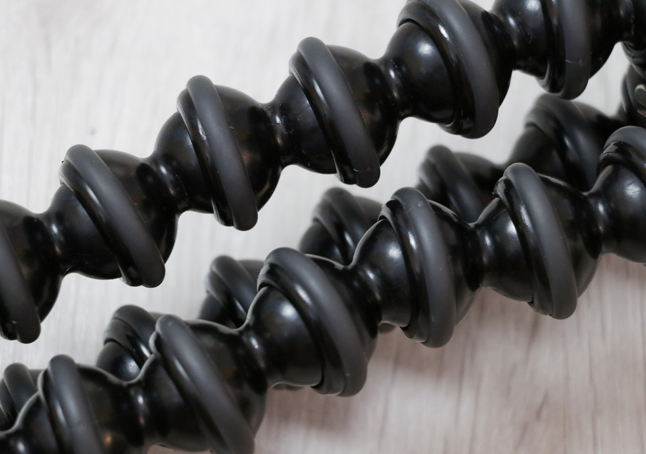 TPE Rubber And ABS Plastic Of The JOBY GorillaPod