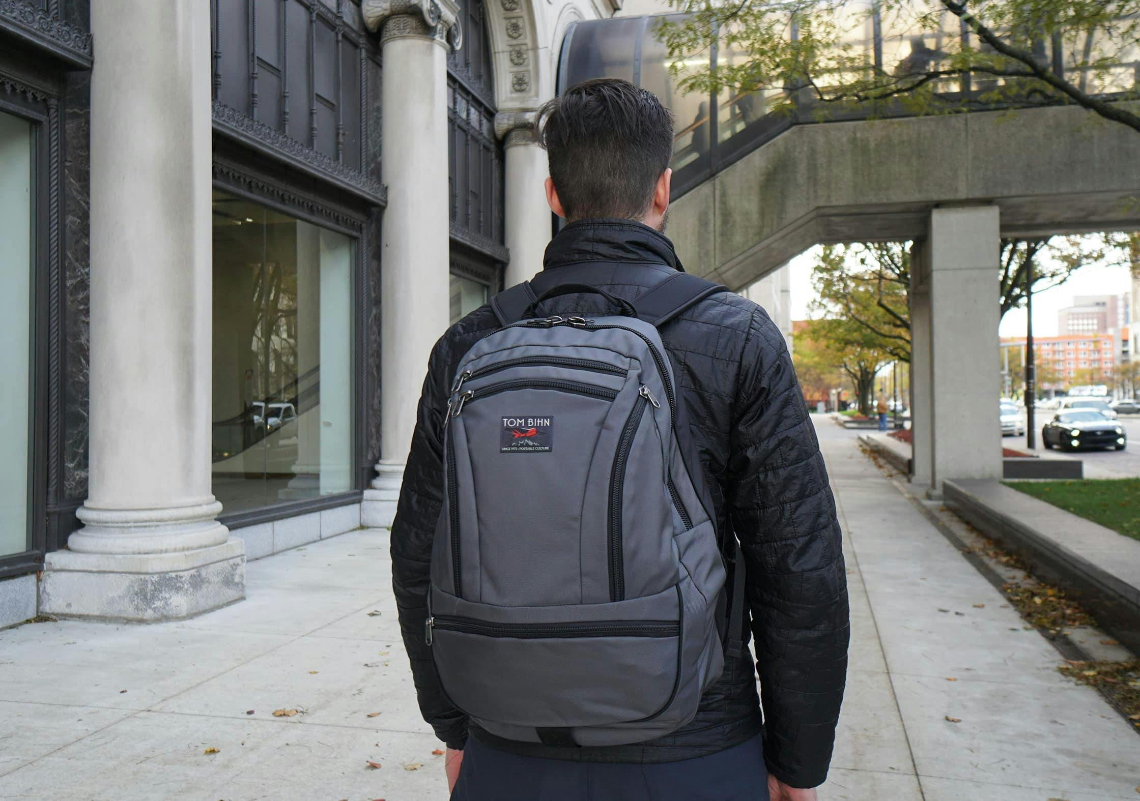 Tom Bihn Synapse 25 în Detroit