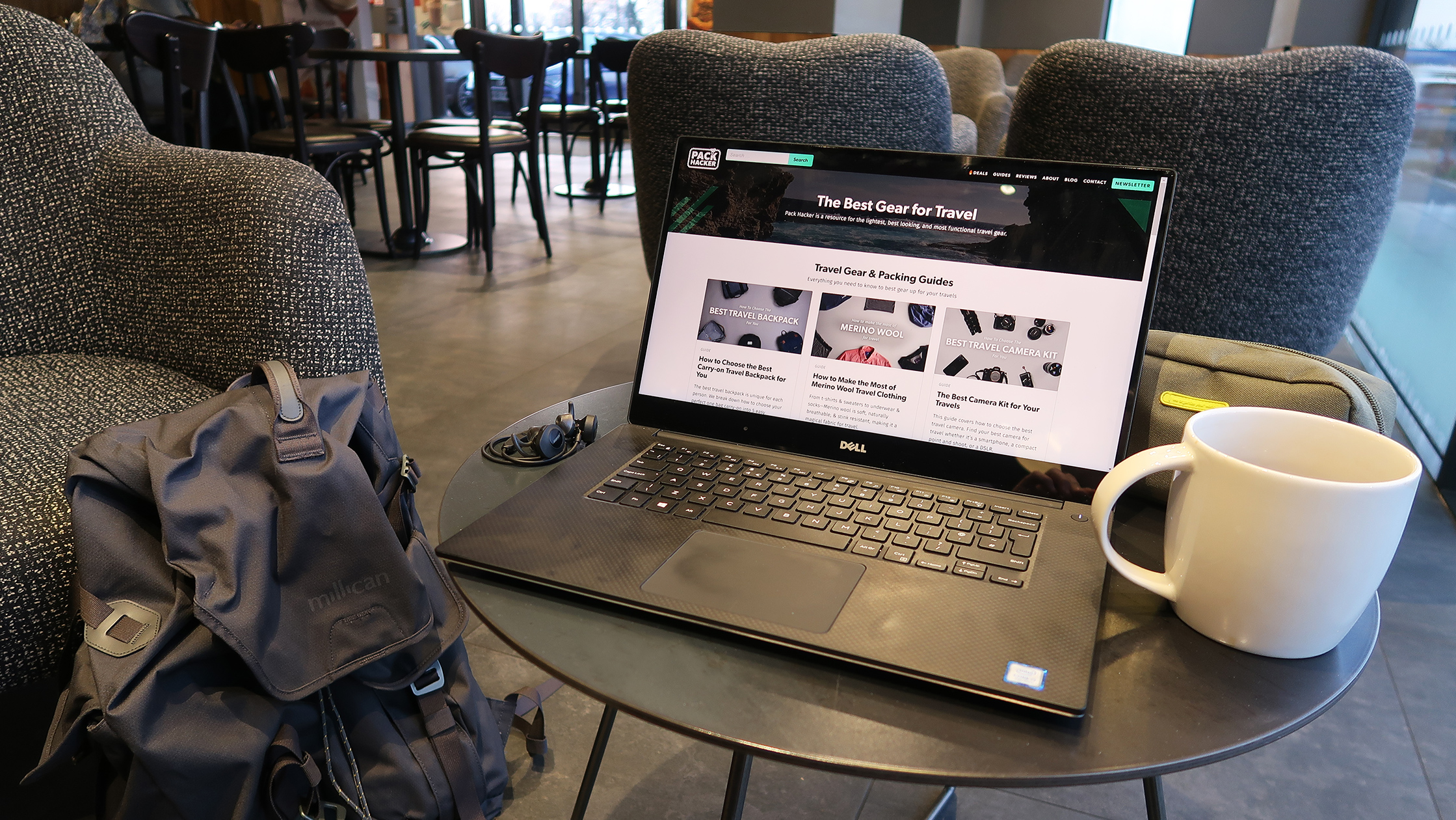 https://cdn.packhacker.com/2018/12/coworking-guide-pack-hacker-coffee-shop-3.jpg