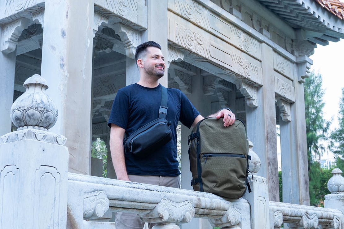 Digital Nomad Packing List Aer Tom