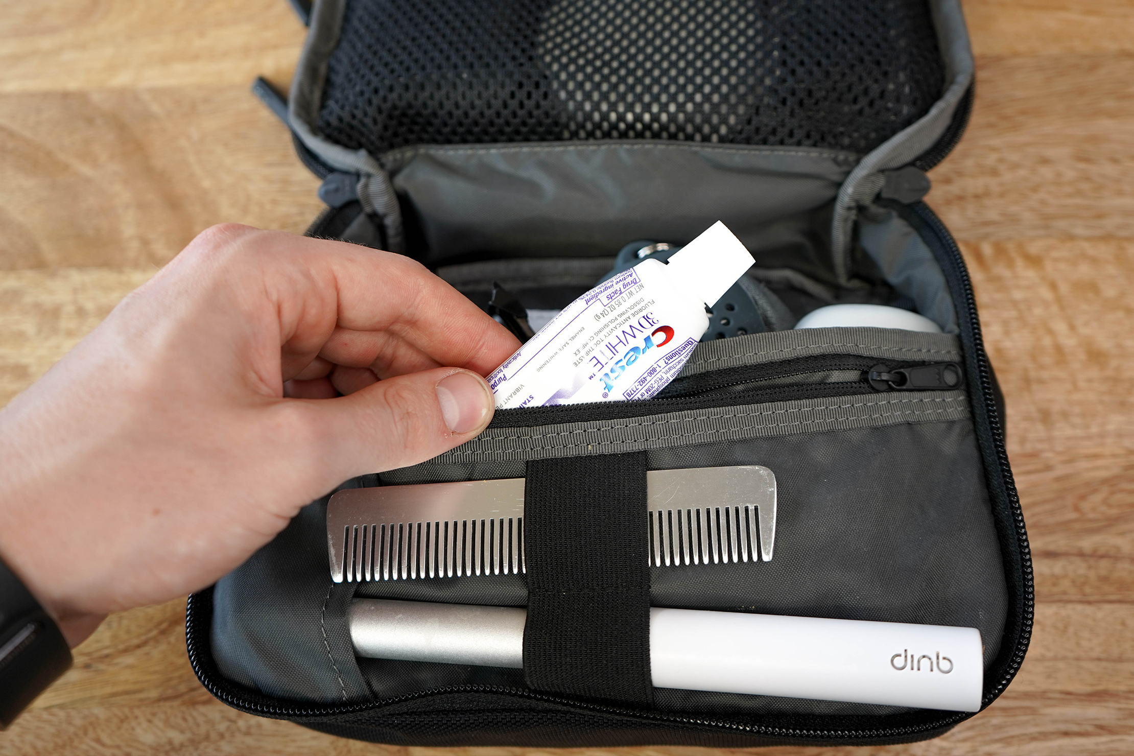 Aer Travel Kit for Toiletries, Review: 8.4/10