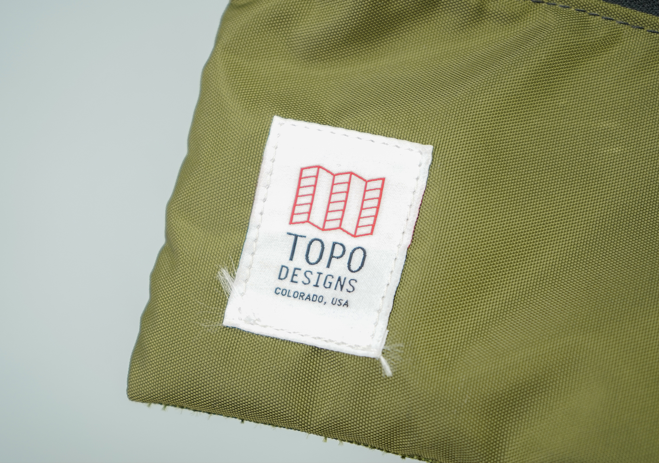 Topo Accessory Bags Logo Fraying