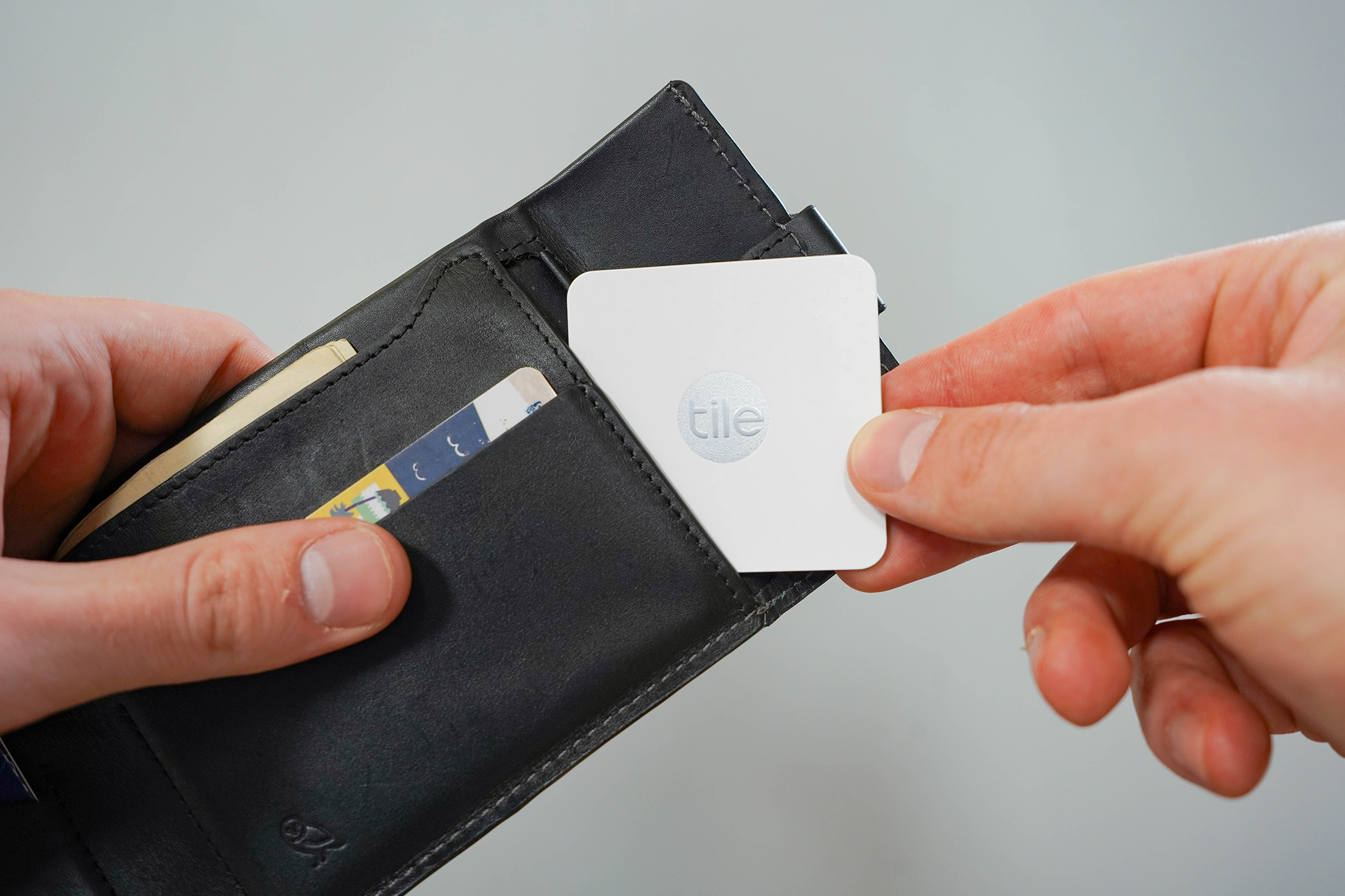 Bellroy Coin Fold Review (Sleek and Durable) | Pack Hacker