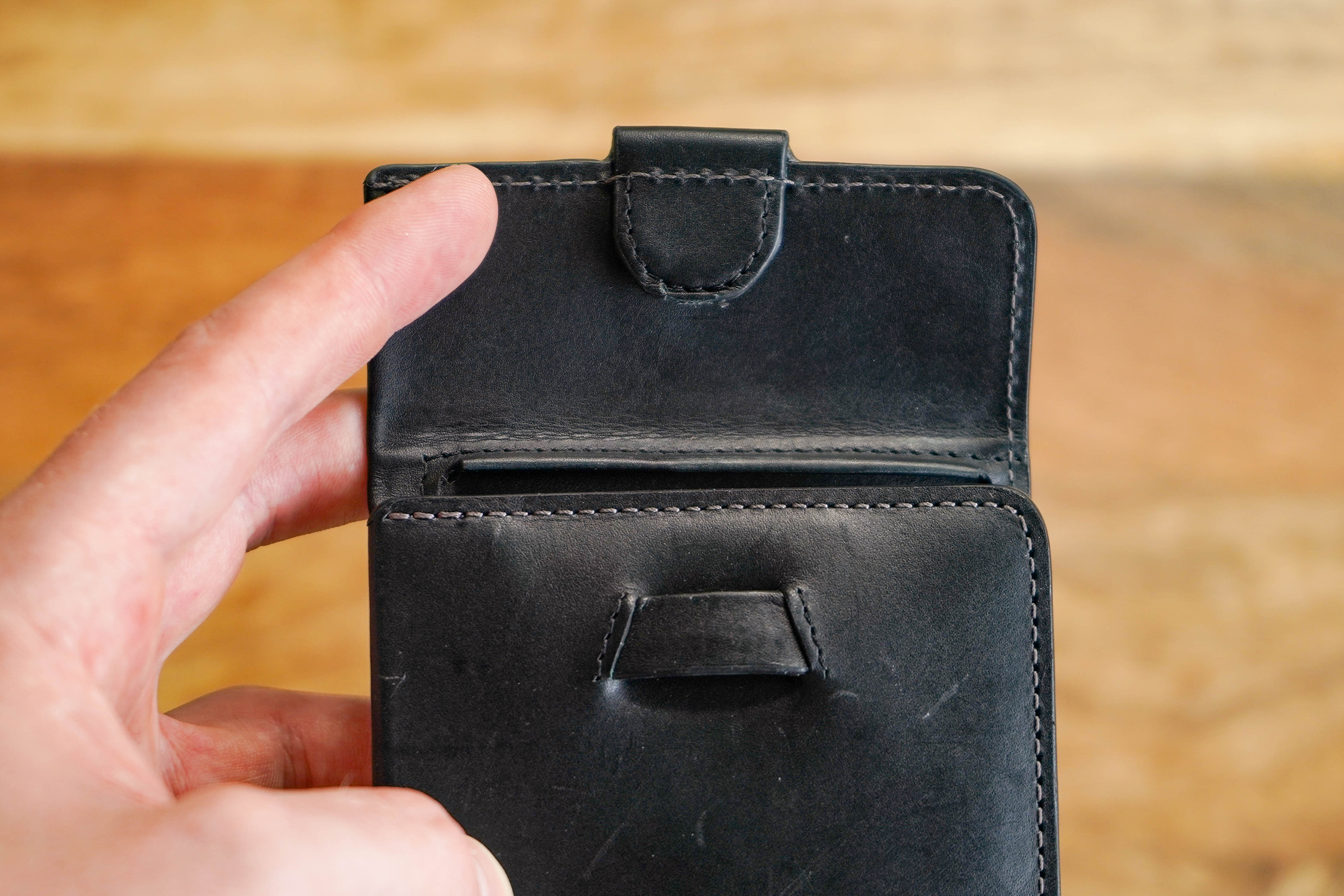 Bellroy Coin Fold Clasp