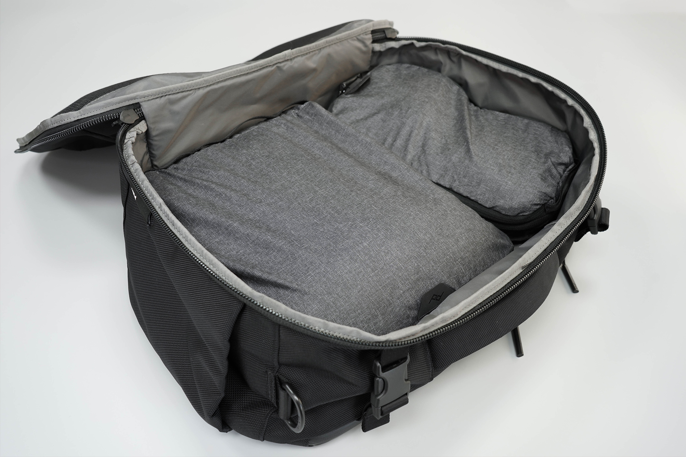 Aer Travel Duffel Main Compartment