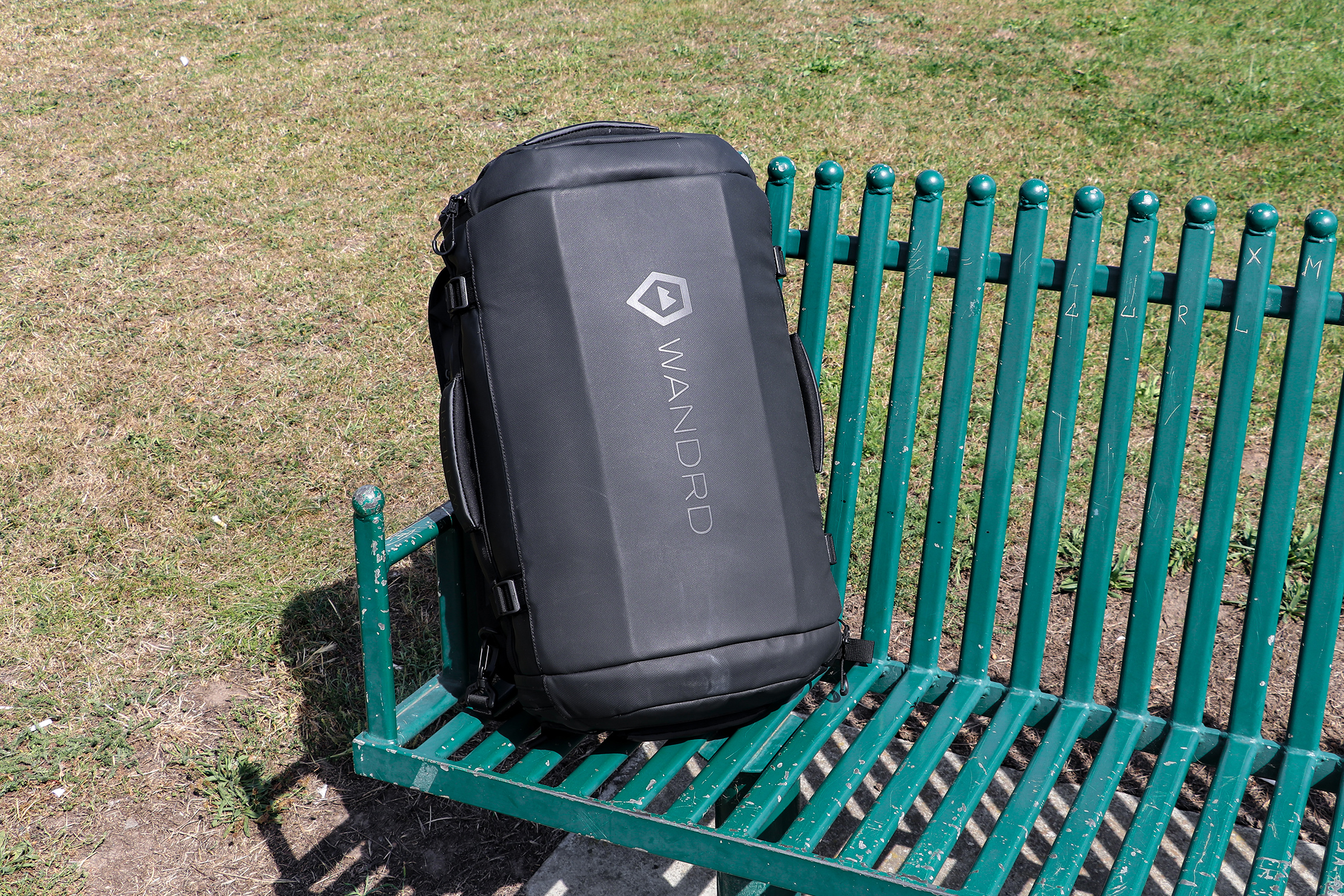 WANDRD HEXAD Carryall Travel Duffel Review Pack Hacker