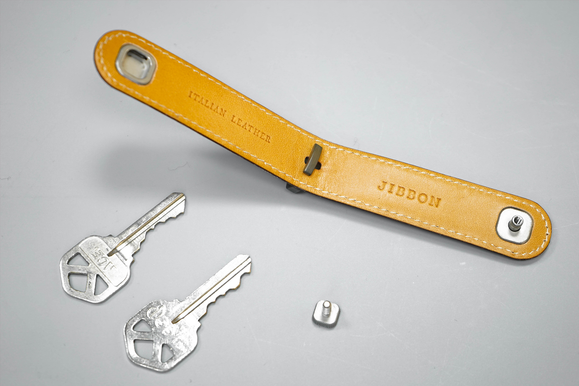 Jibbon Key Organizer Apart