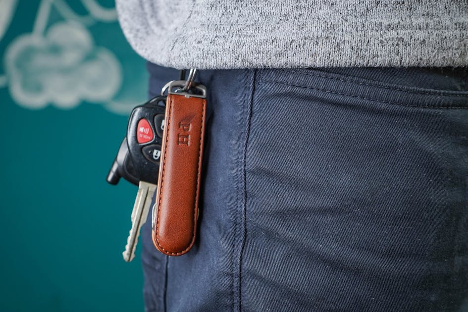 Pocket Key Organizer Case with 6 Hooks & 1 Car Key Fob Holder 