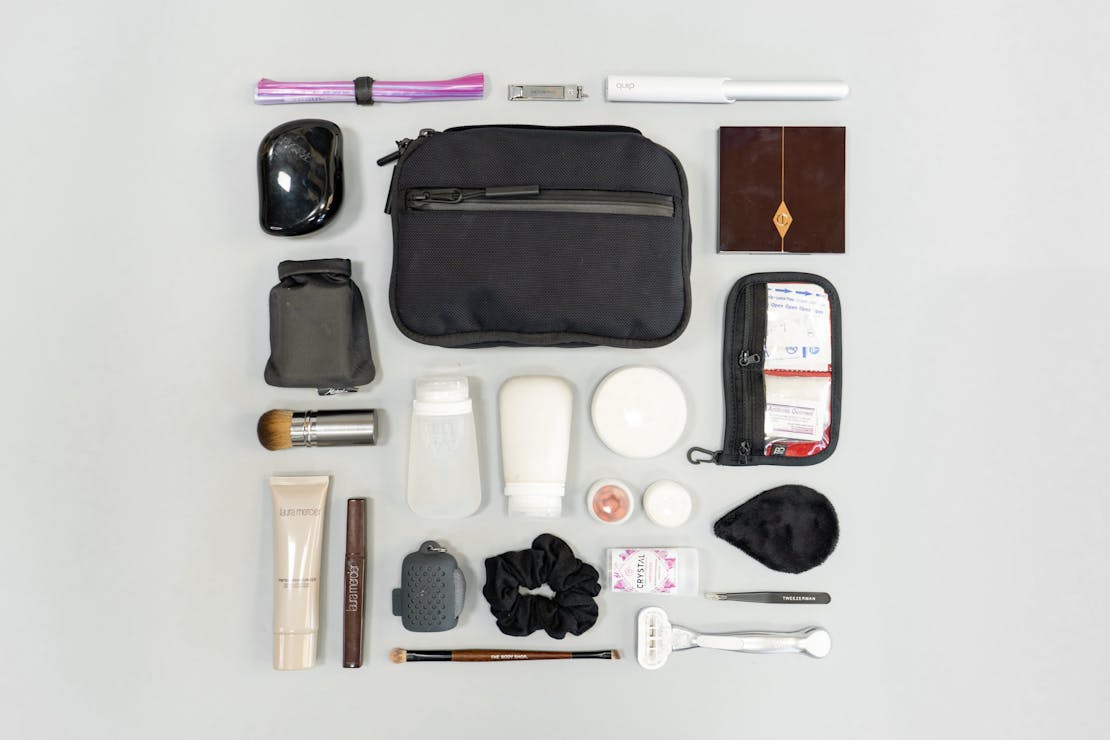 Digital Nomad Packing List Women's Focused Toiletries and Personal Care