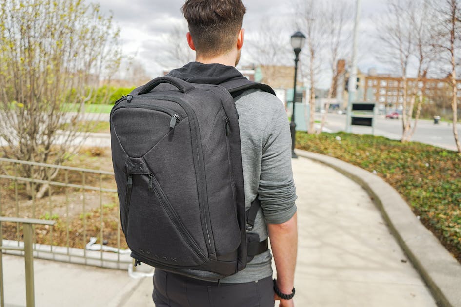 Knack Large Expandable Knack Pack Review | Pack Hacker