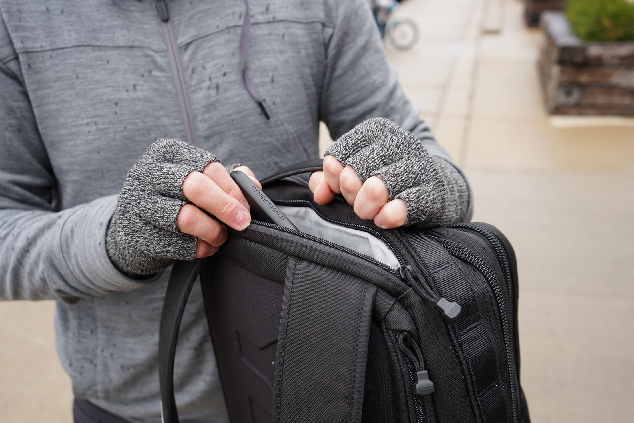 YETI Tocayo Quick-Grab Pocket In Use