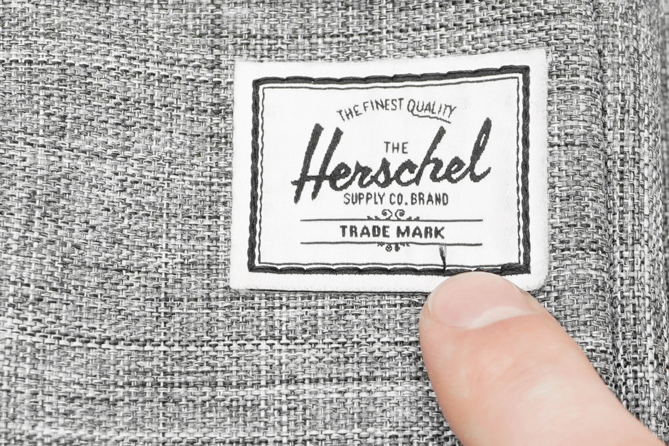 Herschel Supply Co. Form Crossbody Large Logo Thread