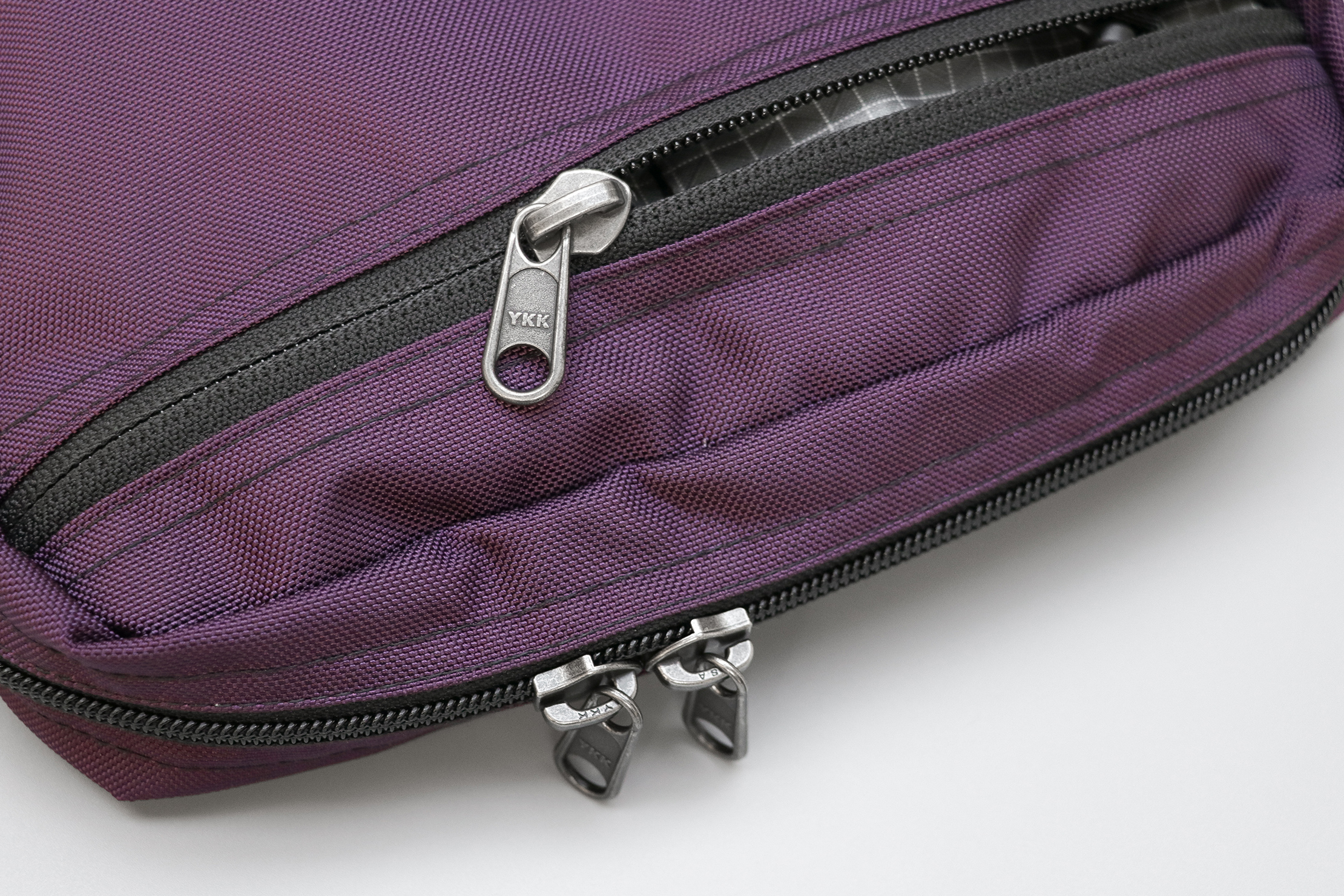 Tom Bihn Side Kick Zippers