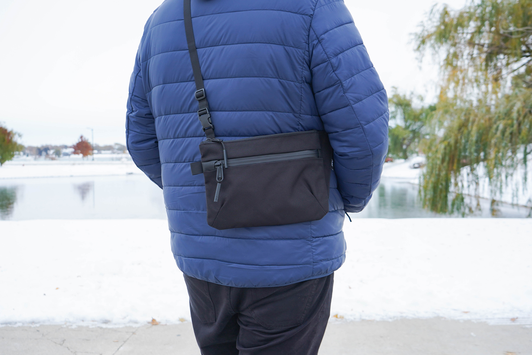 Aer Sling Pouch Back Carry