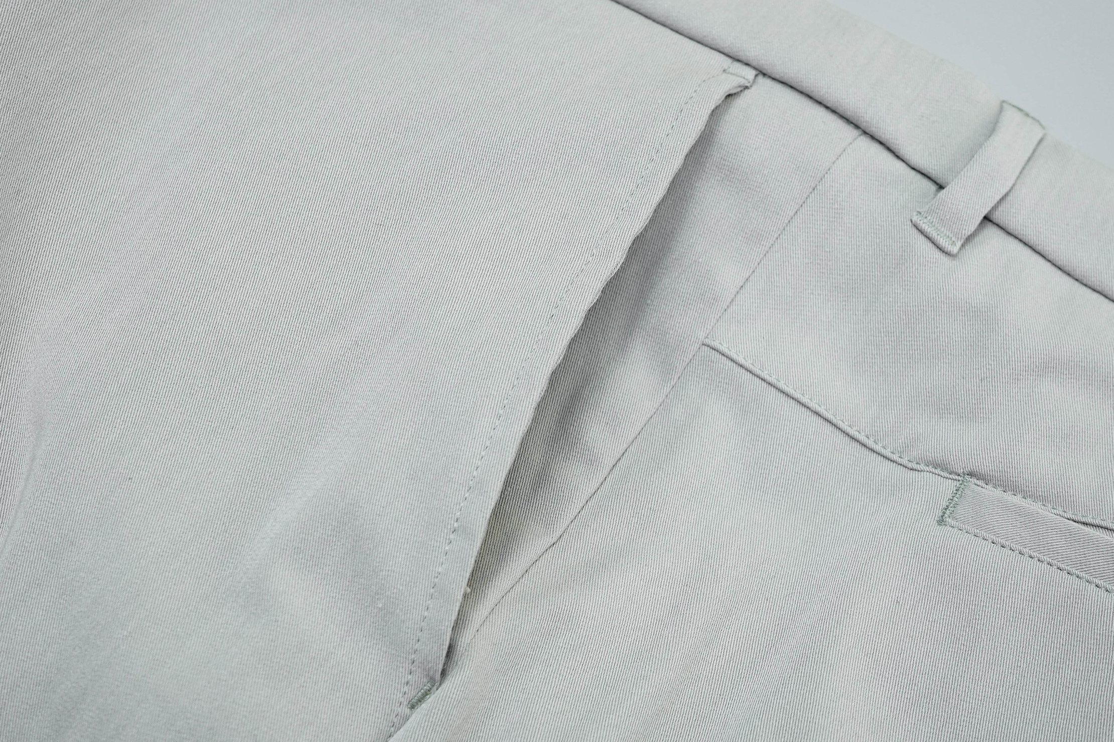 Ministry Of Supply Momentum Chino Pocket