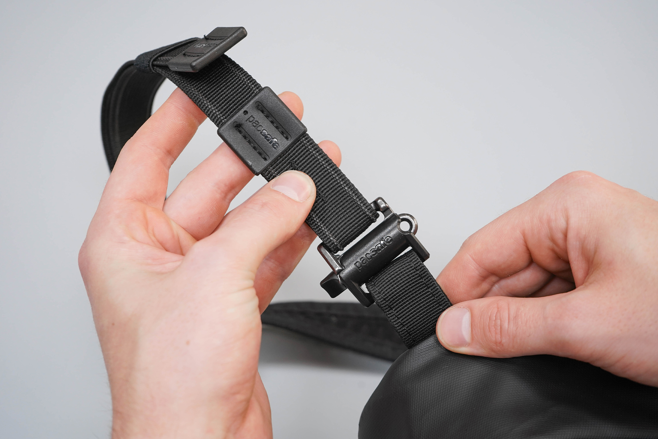 Strap Extender 1 POPNLOCK - Black by Pacsafe