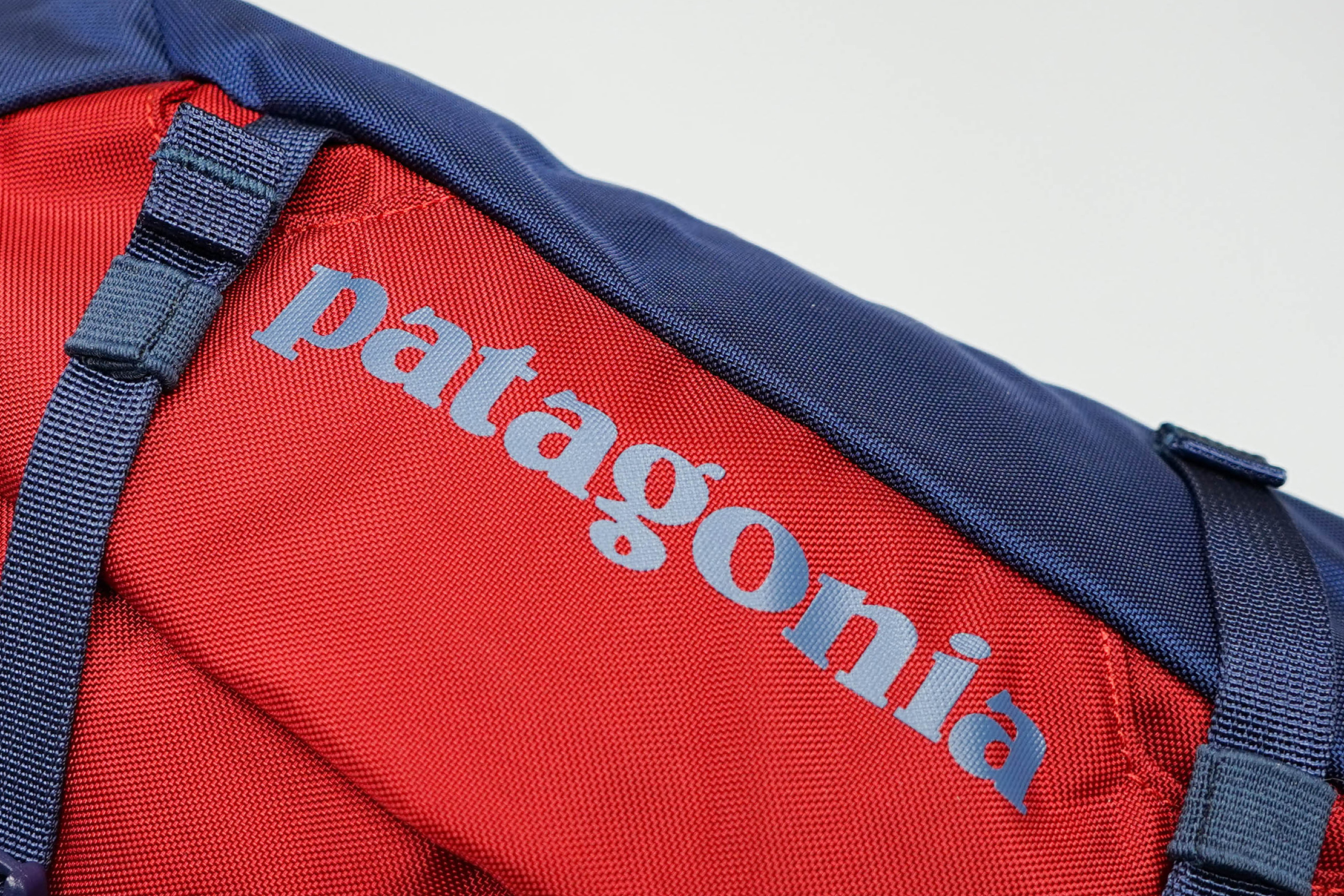 Patagonia Atom Sling Logo