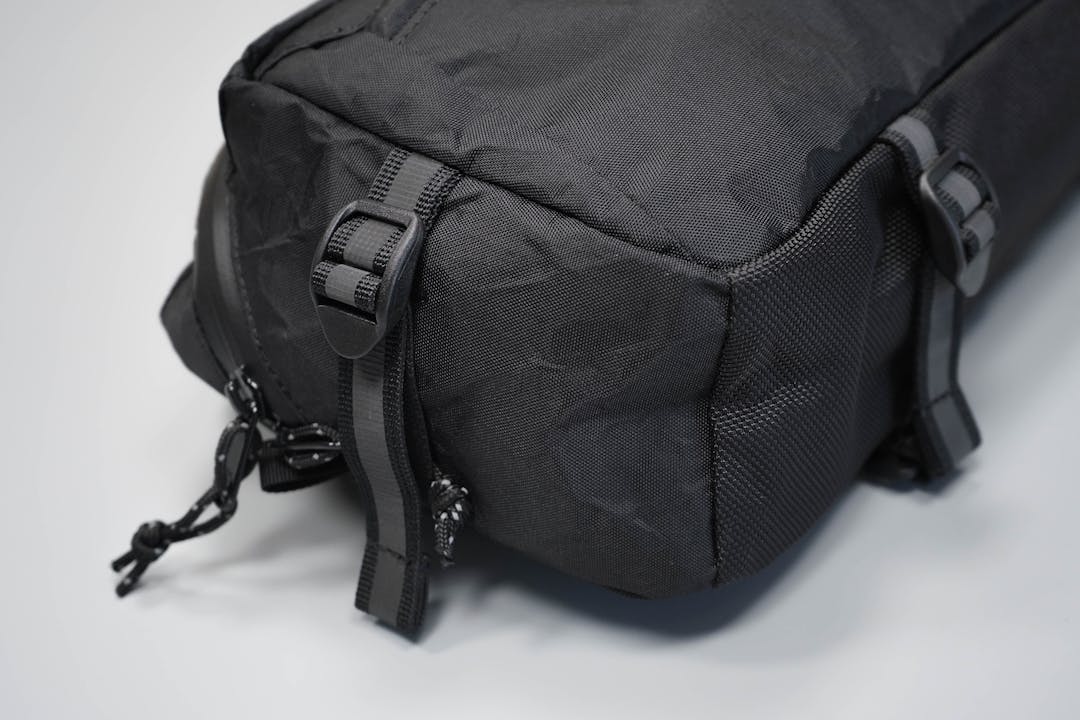 Chrome Industries Kadet Review Pack Hacker