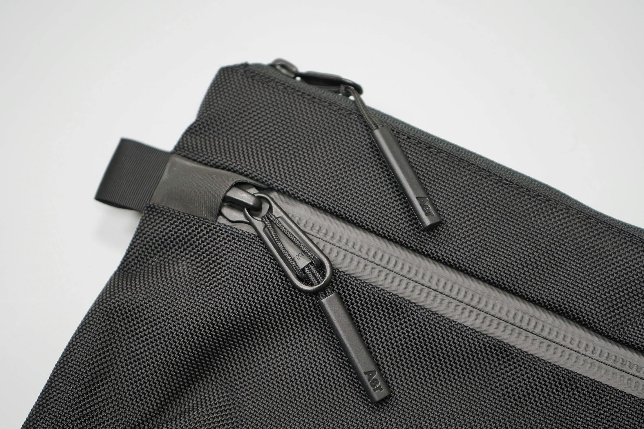 Aer Sling Pouch Review (Sleek and Durable) | Pack Hacker