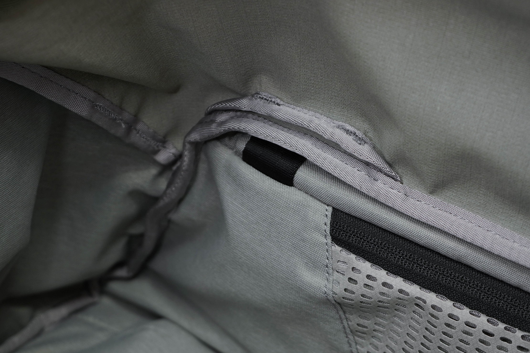 Peak Design Travel Duffel Side Pocket Inside Loop