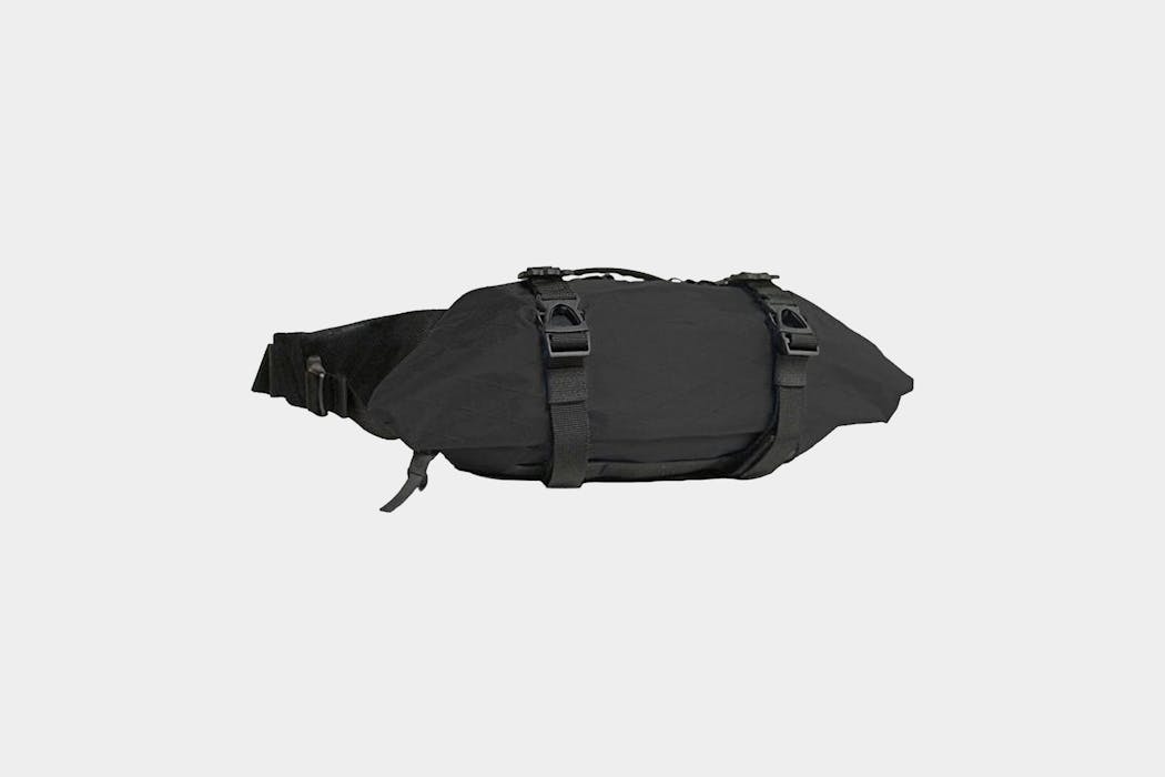 Mini Tactical Backpack, 6L Small Sling Backpacks Shoulder Bag For Running  Travel Daypack with Carabiner For Men Women