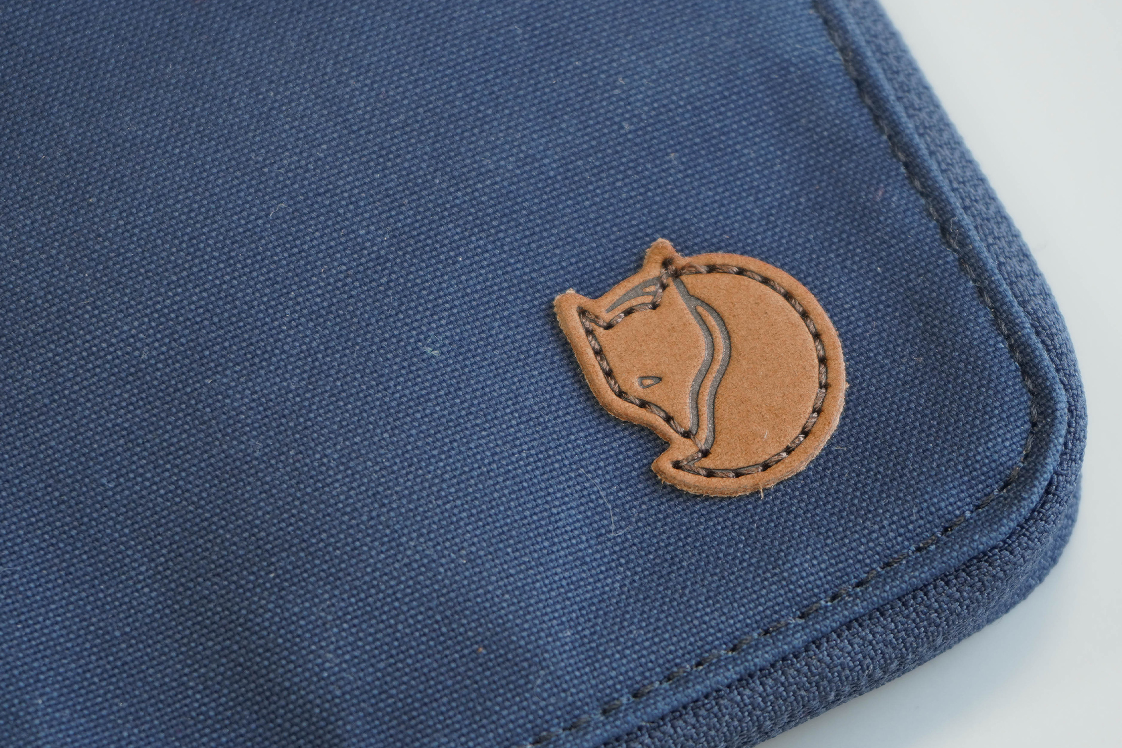 Fjallraven Passport Wallet Material And Logo