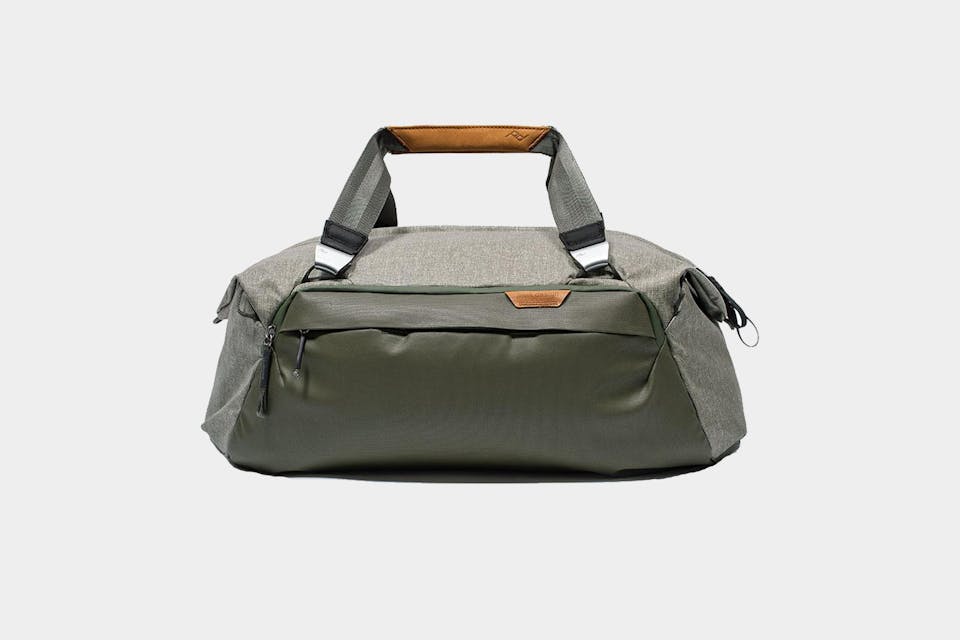 Peak Design Travel Duffel 35L Review Pack Hacker