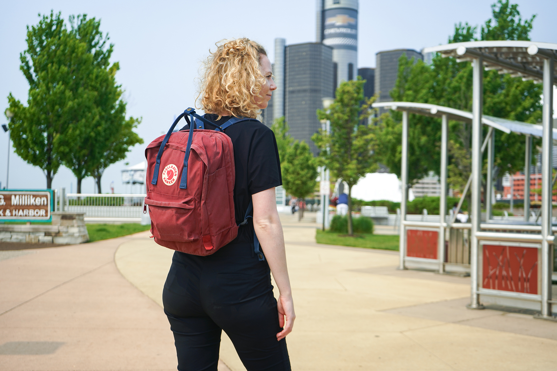 kanken laptop bag review