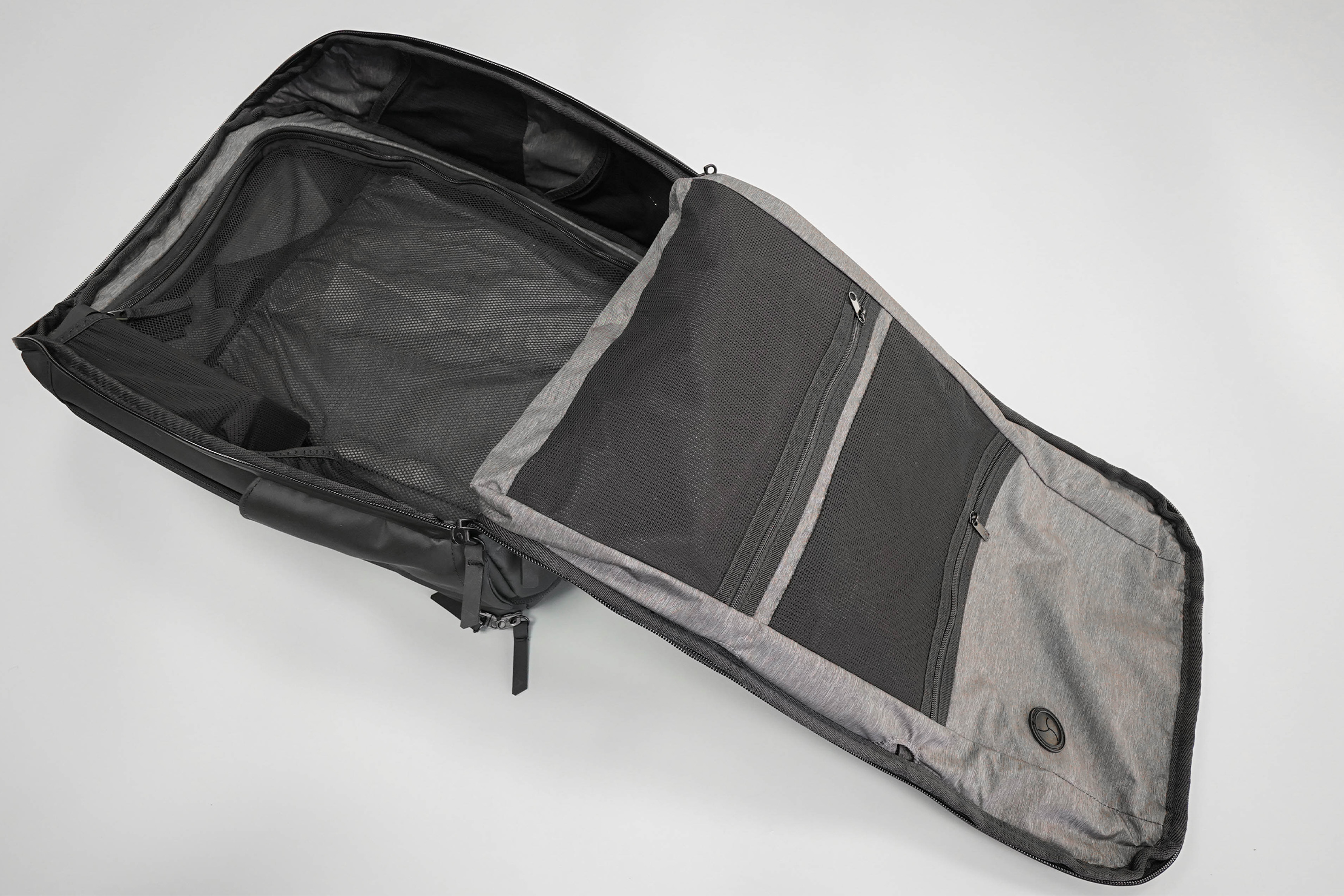 NOMATIC Travel Pack Main Compartment Open Clamshell