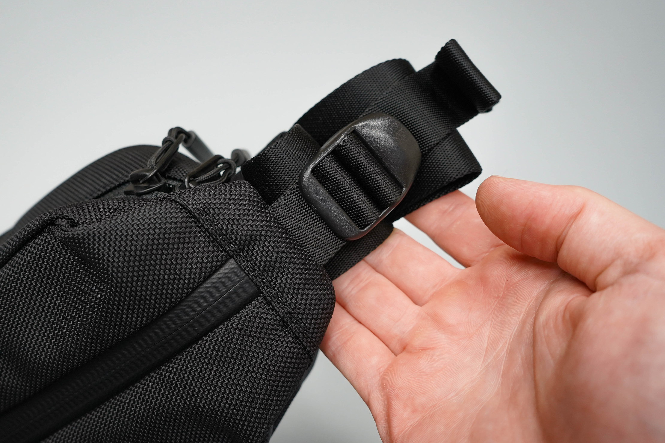 Aer City Sling Compression Strap