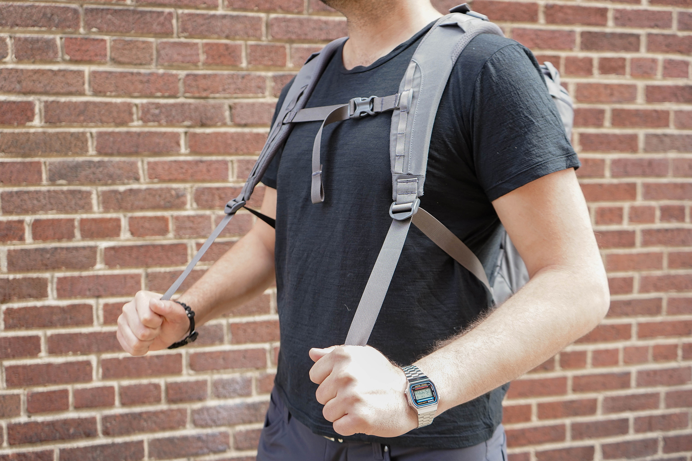 Mystery Ranch Urban Assault 24 Shoulder Straps In Use