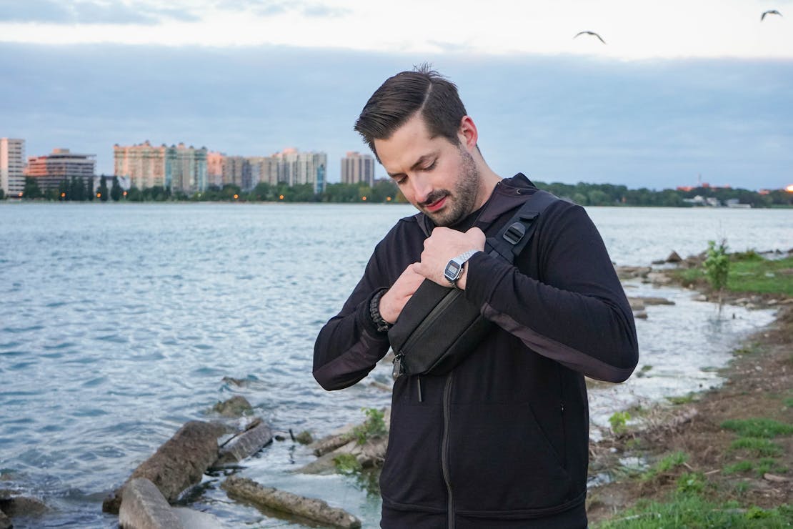 Aer City Sling In Use