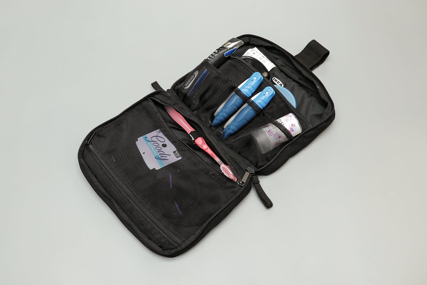 IKEA FORFINA Toiletry Bag Review (budget gear) | Pack Hacker