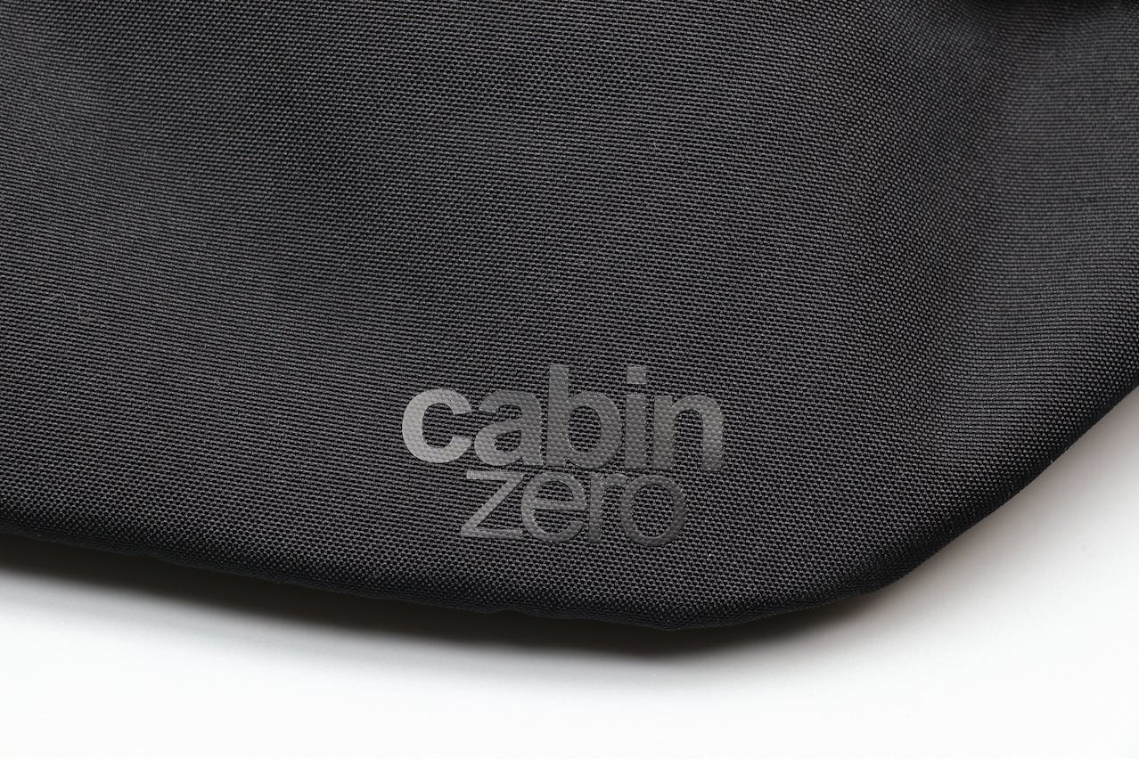 cabinzero hip pack 2l