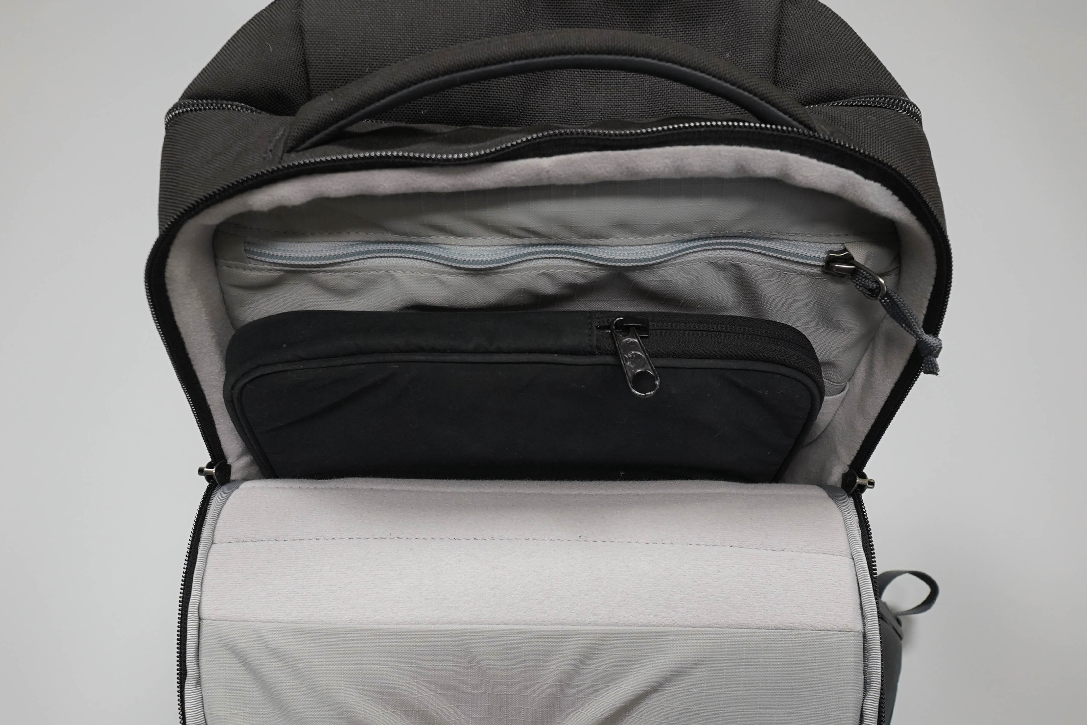 YETI Crossroads Backpack 23 Laptop Compartment